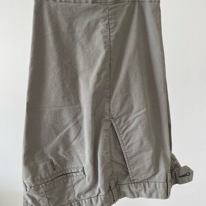 Ted Baker men’s shorts, size 34R, dark tan, excellent condition